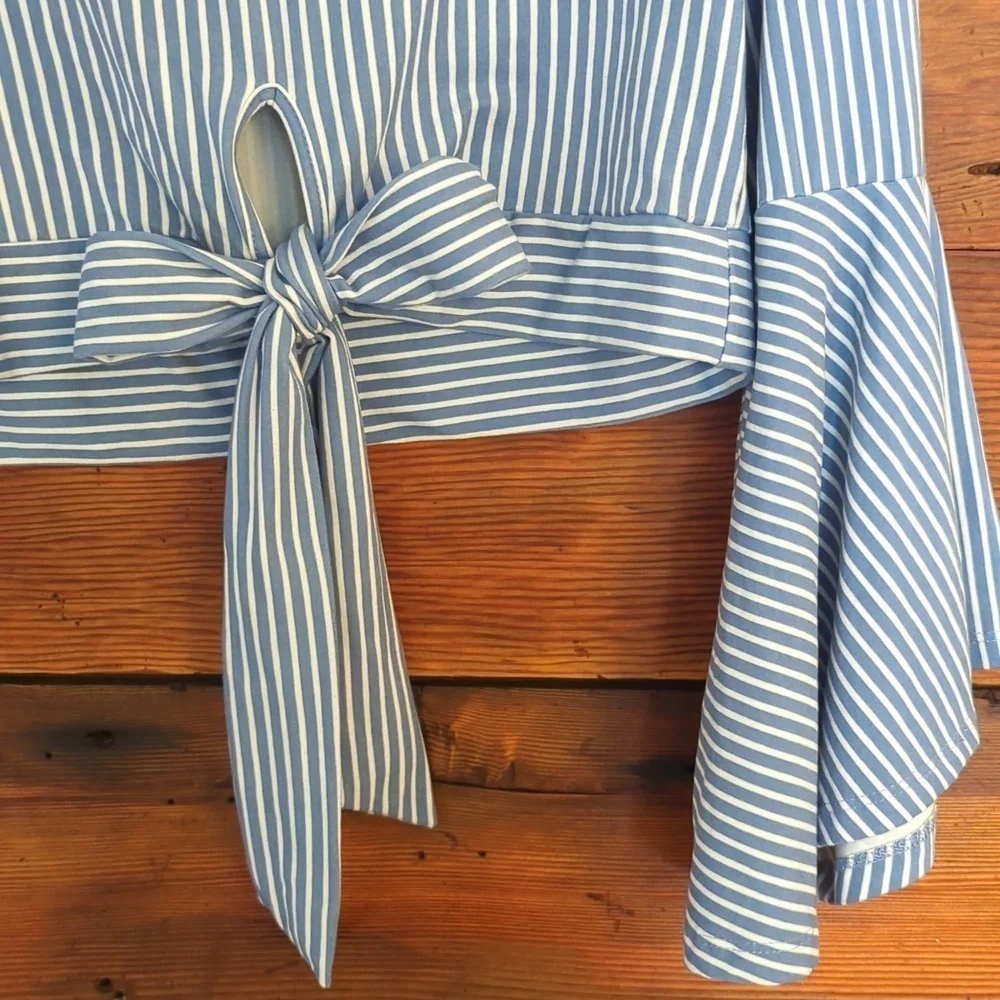 Polly & Esther | Striped Long Bell Sleeve V-neck Crop Top with Back Tie Size XL - Picture 4 of 8